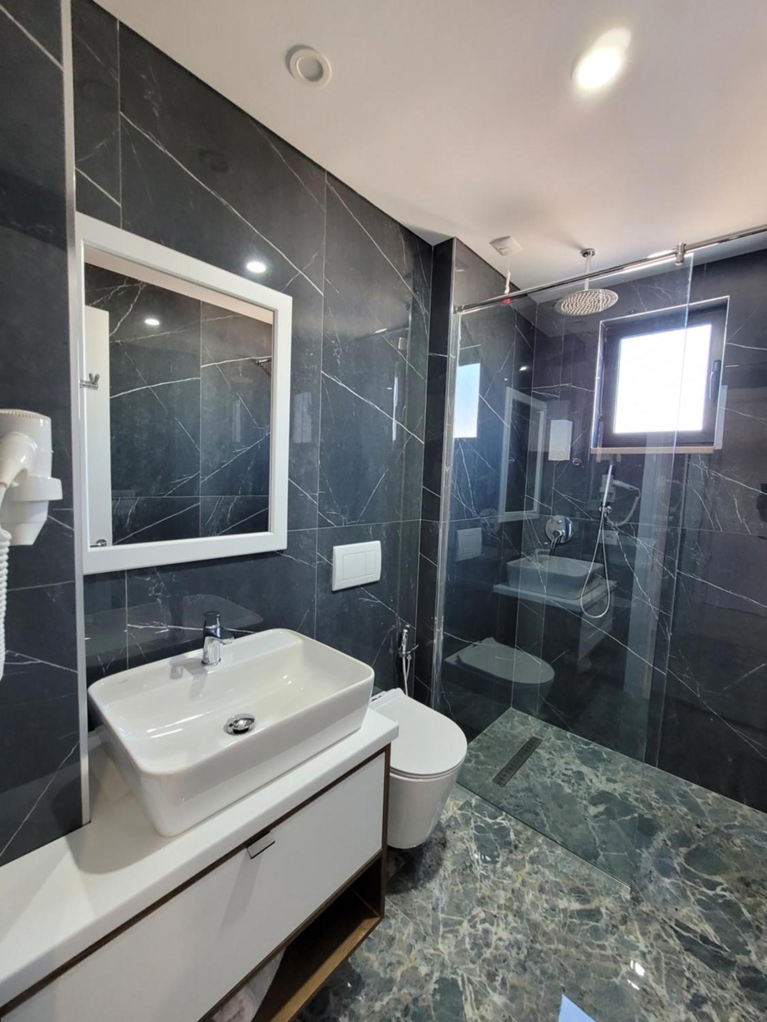 Prestige Hotel Ksamil Kültér fotó