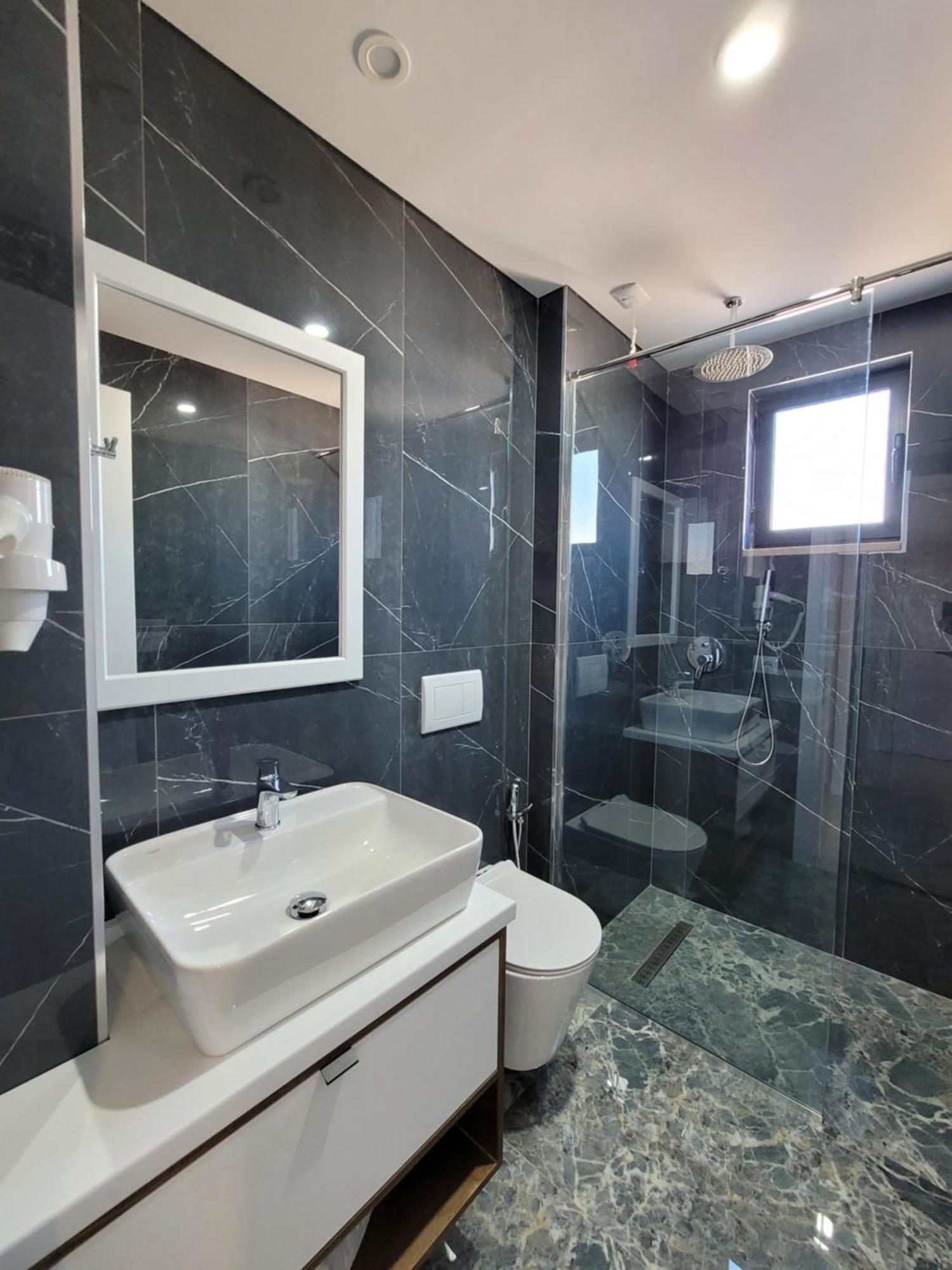 Prestige Hotel Ksamil Kültér fotó